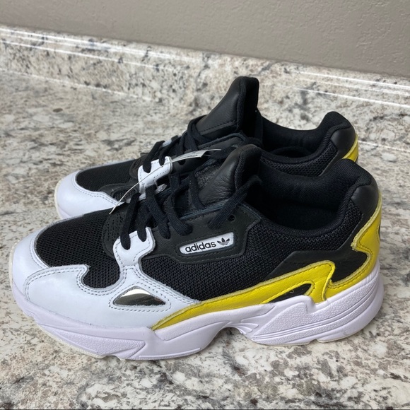 adidas Shoes - Adidas sneakers size 7.5